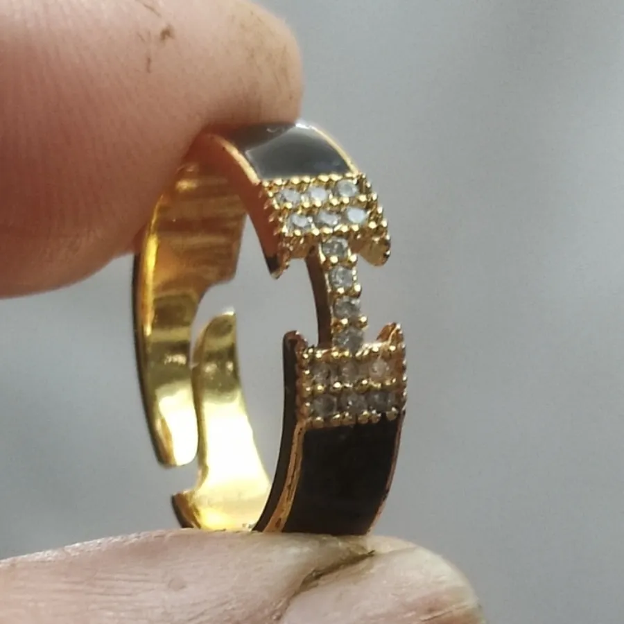 انگشتر بسیار زیبا پرنگین