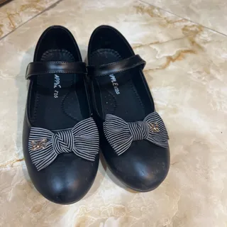 کفش‌بچه گانه