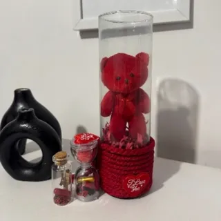 عروسک ولنتاین و شیشه عشق