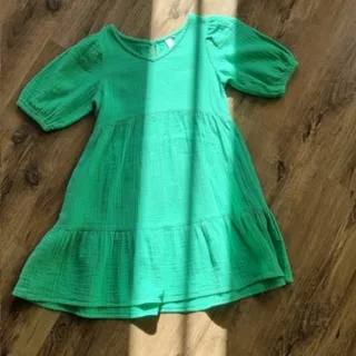 پیراهن سبز دخترانه 10تا11