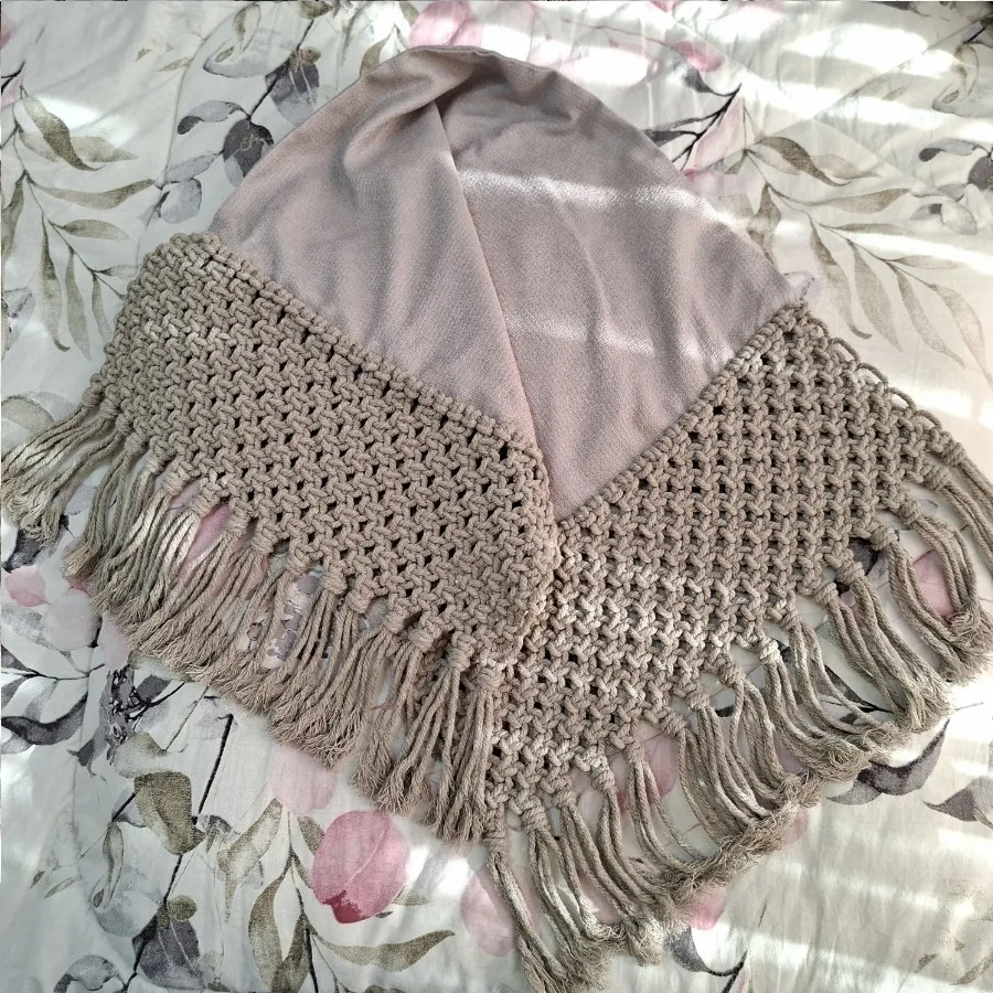 رومیزی مکرومه