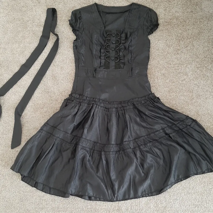 پیراهن مشکی