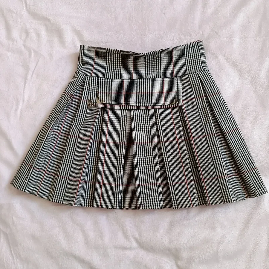 دامن دخترانه