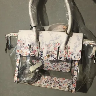 کیف مجلسی پارفوا