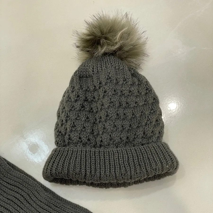 شال و کلاه زنانه