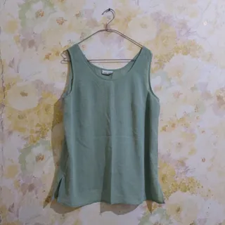 تاپ حریر سبز