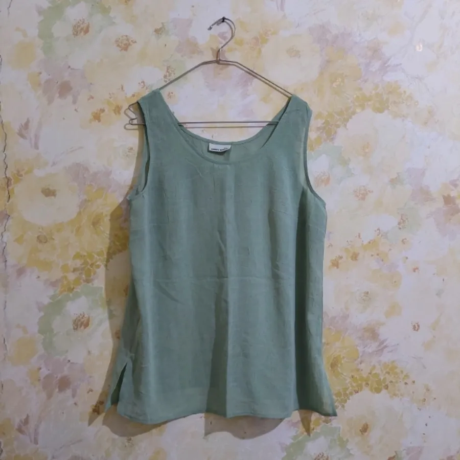 تاپ حریر سبز