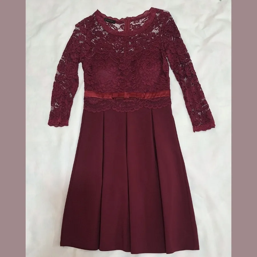 پیراهن دخترانه