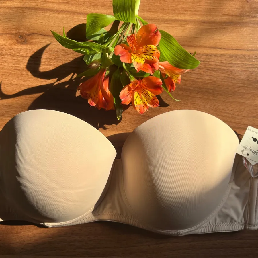 سوتین اسفنجی دکلته