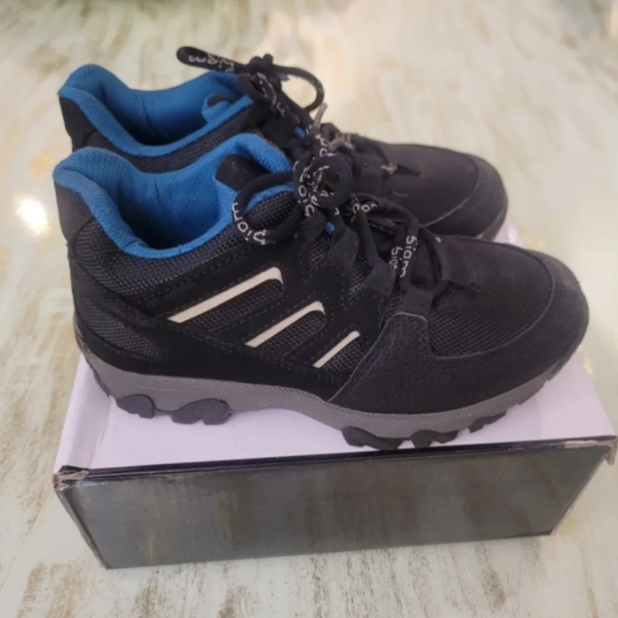 کتونی زمستانی بچگانه