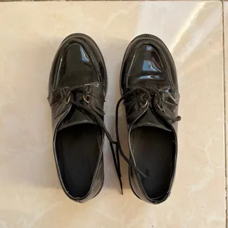 کفش لژدار ورنی