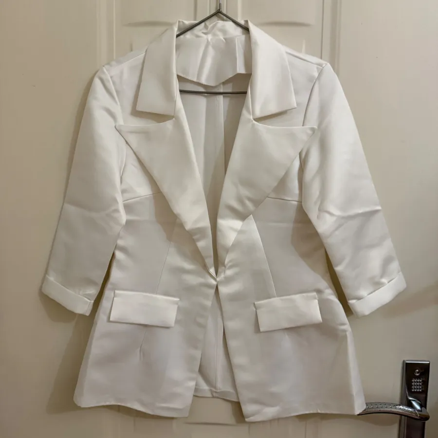 کت ساتن مات