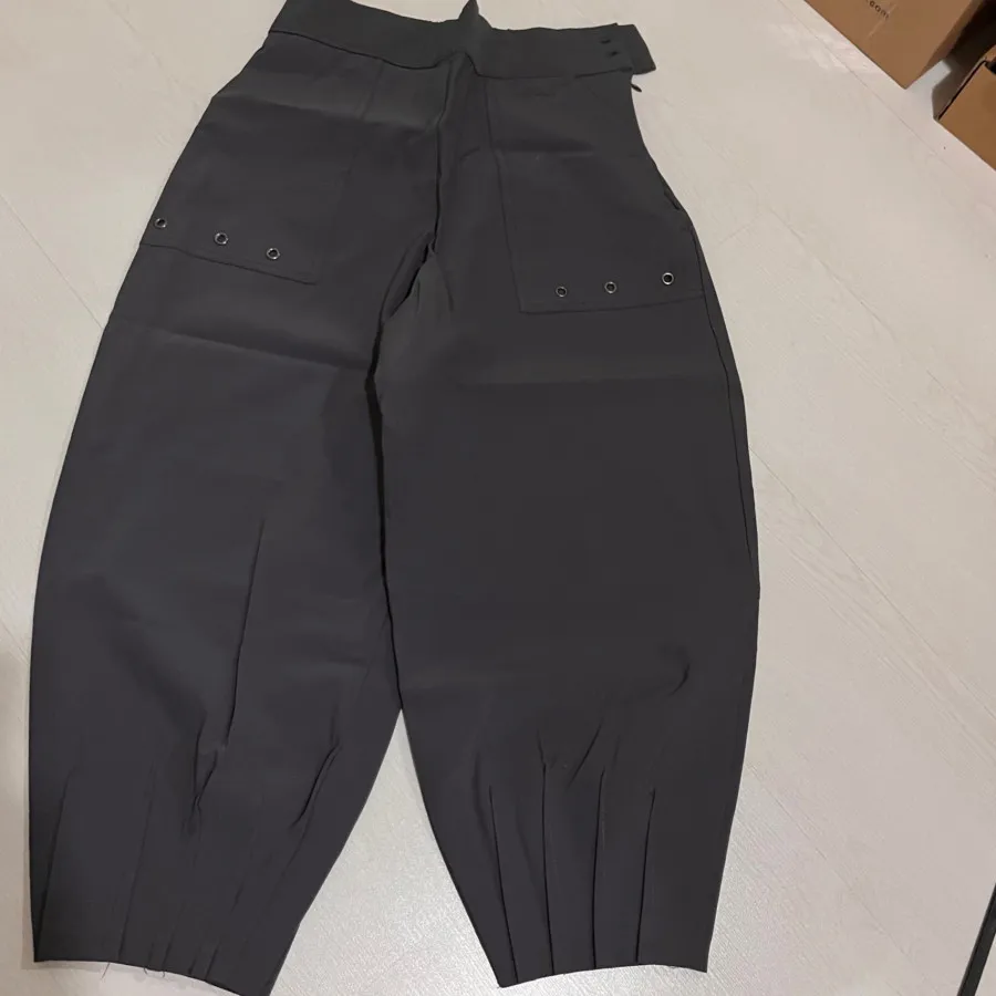 شلوار خمره ای