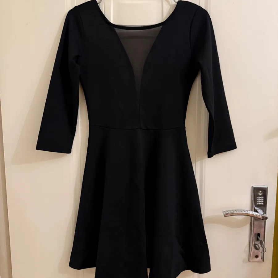 پیراهن پشت باز