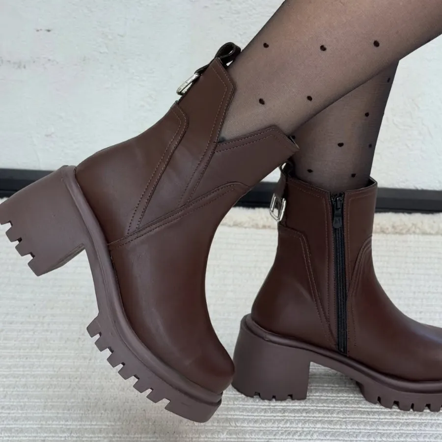 نیمبوت لژدار