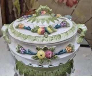 سوپ خوری گلبرجسته