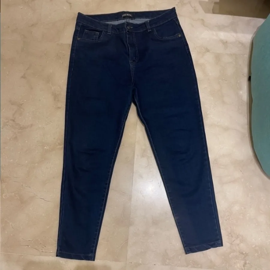 شلوار جین سورمه ای