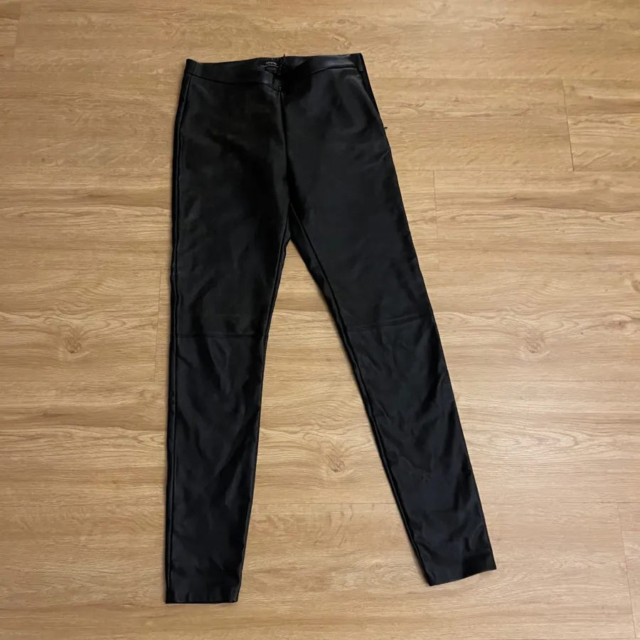 شلوار چرم برشکا