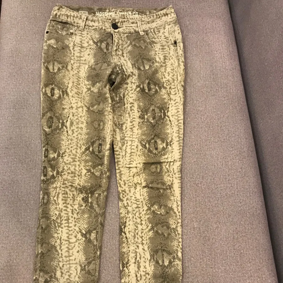 شلوار کتان طرح پوست ماری