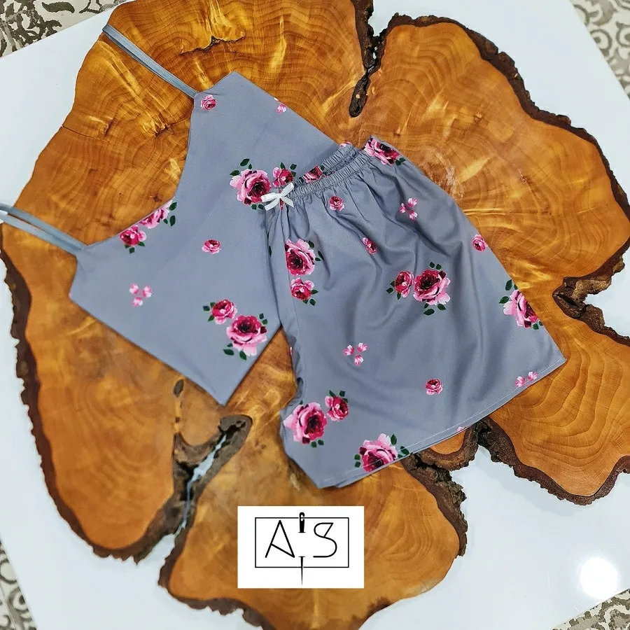 تاپ و شلوارک