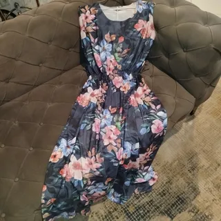 پیراهن ساحلی