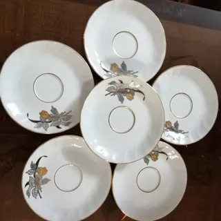 نعلبکی پنیر خوری