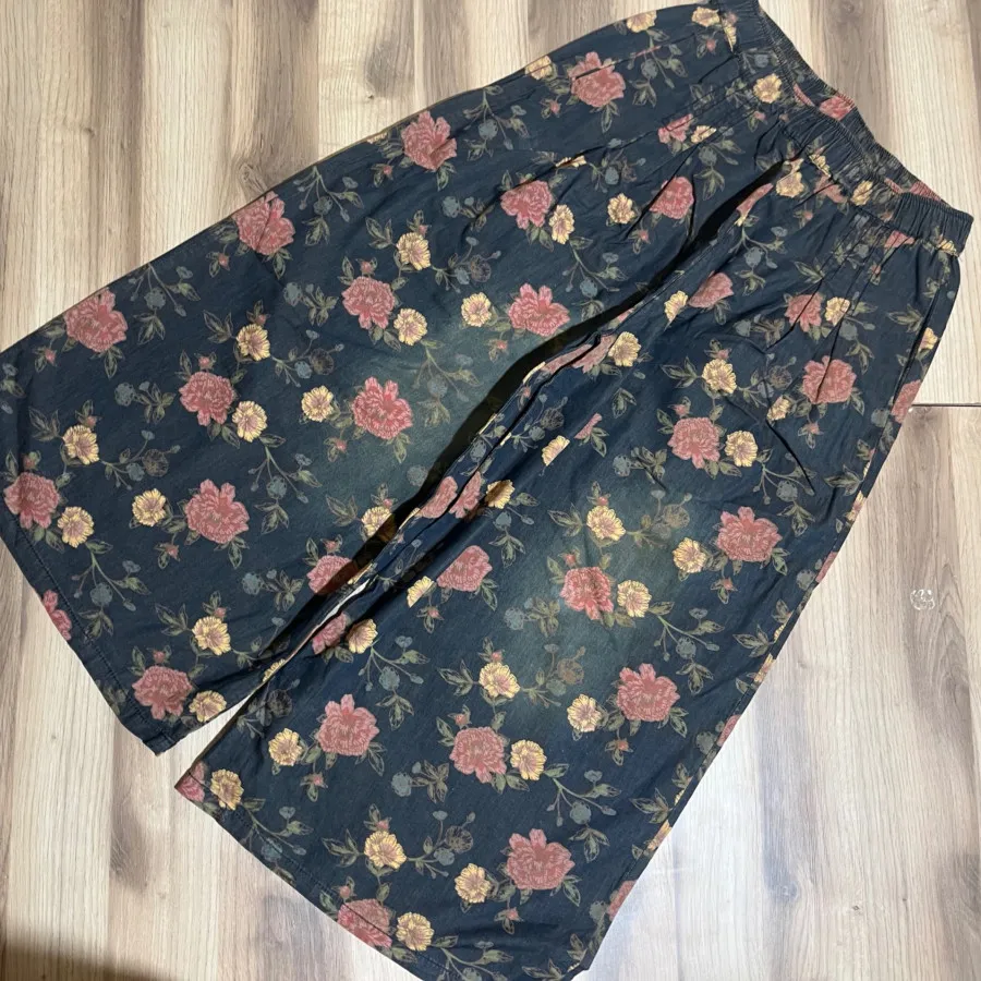 شلوار جین کاغذی بگ