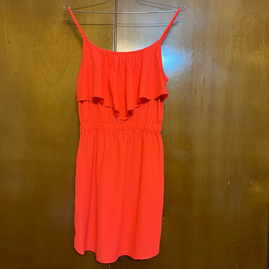 لباس رنگ نیونی جیبدار