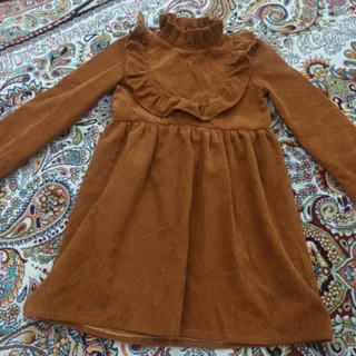 پیراهن دخترانه