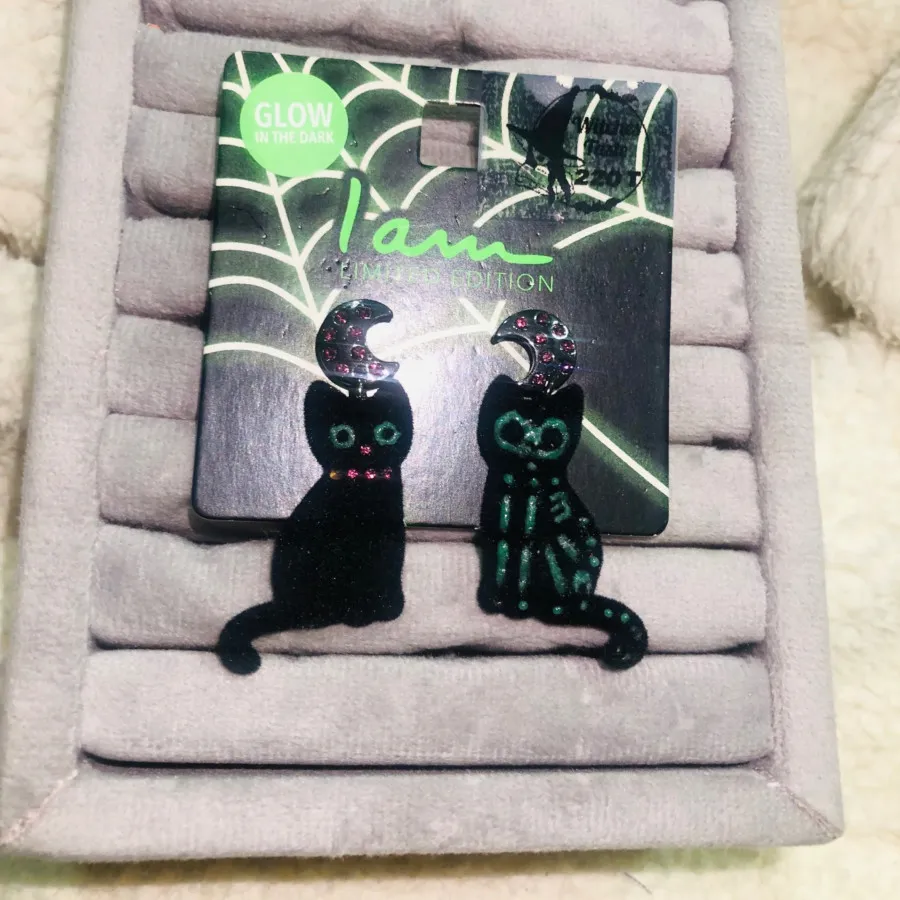 گوشواره گربه