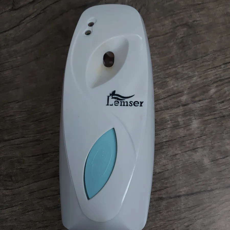 خوشبو کننده هوا لمسر