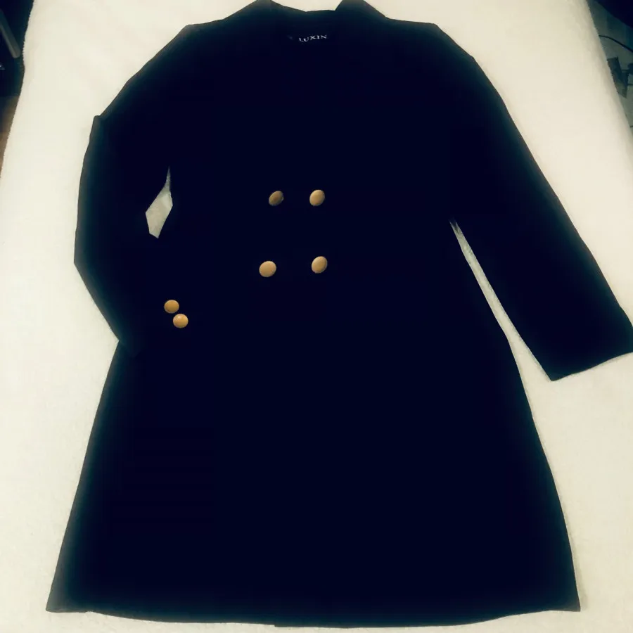 مانتو اداری