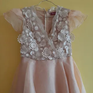 پیراهن عروسکی