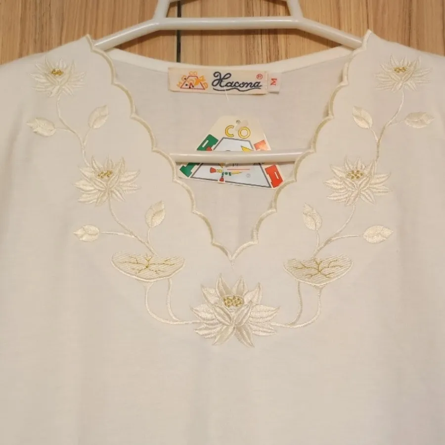 بلوز گل طلا