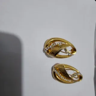 گوشواره میخی ورساچه