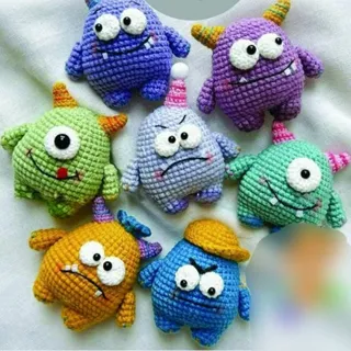 عروسک بافتنی