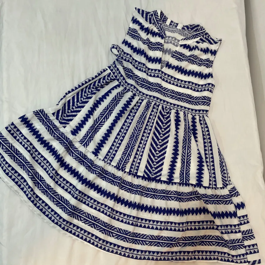 پیراهن برندکاپشی انگلیس