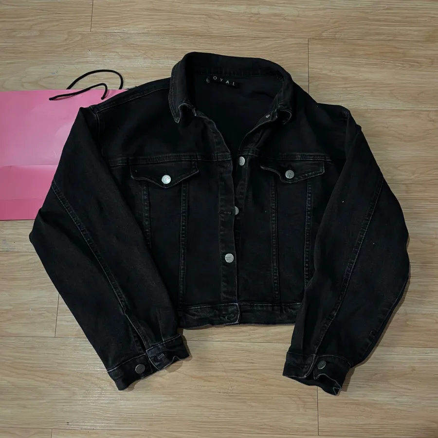 کت جین مشکی