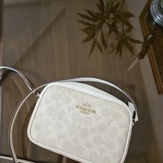 کیف Coach