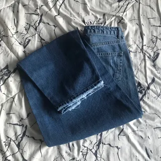 شلوار زاراا