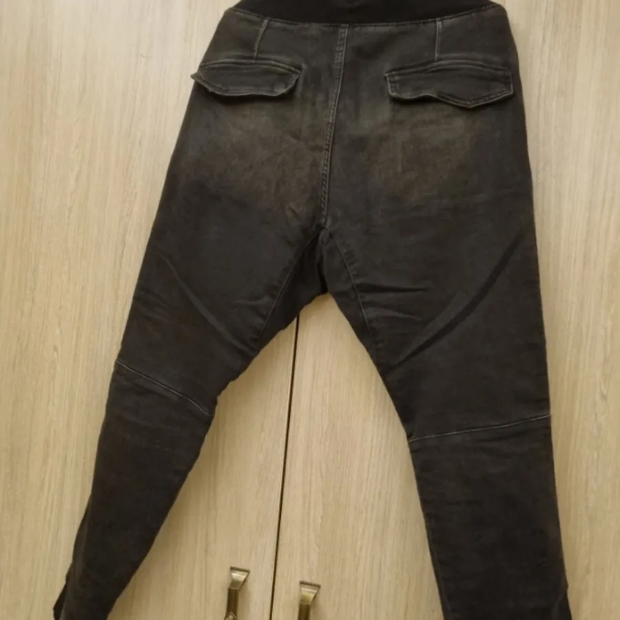 شلوار جین سنگ شور مشکی