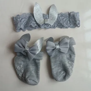 هدبند و جوراب نوزادی