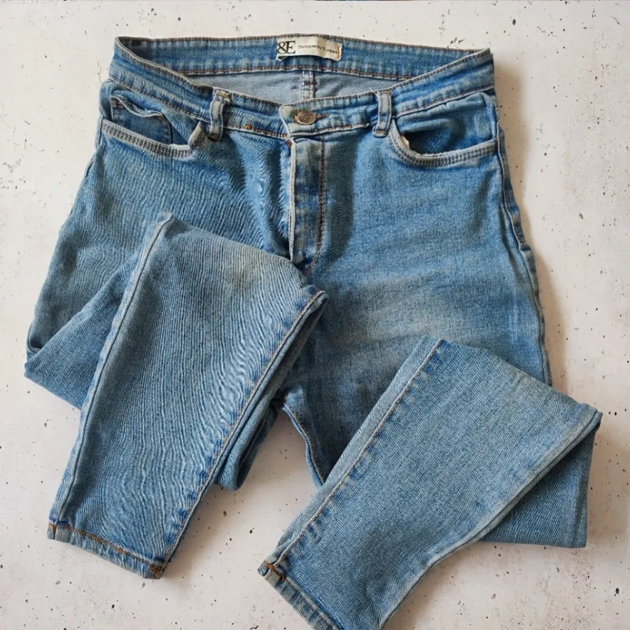 شلوار جین آبی