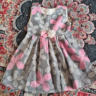 پیراهن بچگانه