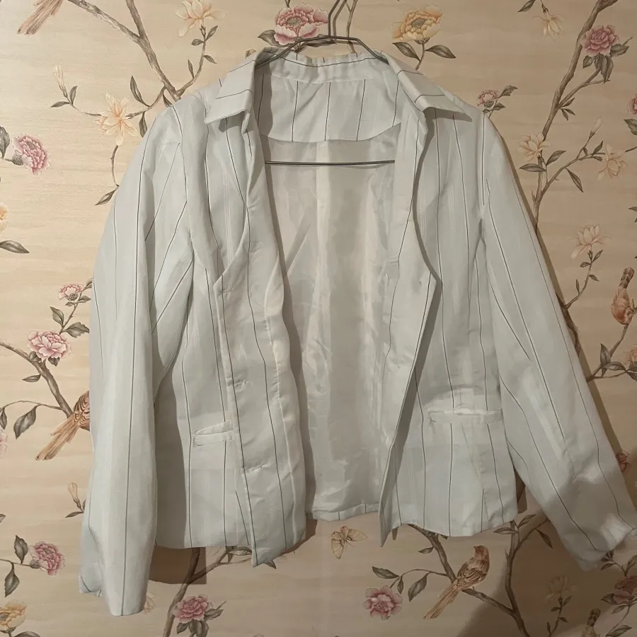 کت کوتاه زنانه