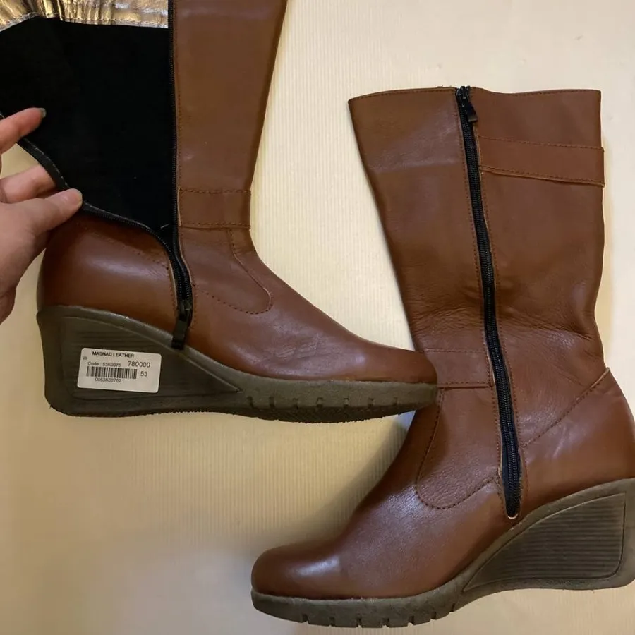 چکمه عسلی چرم مشهد