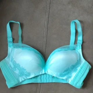 سوتین اسفنجی