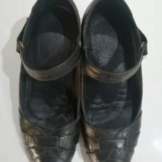 کفش چرم زنانه