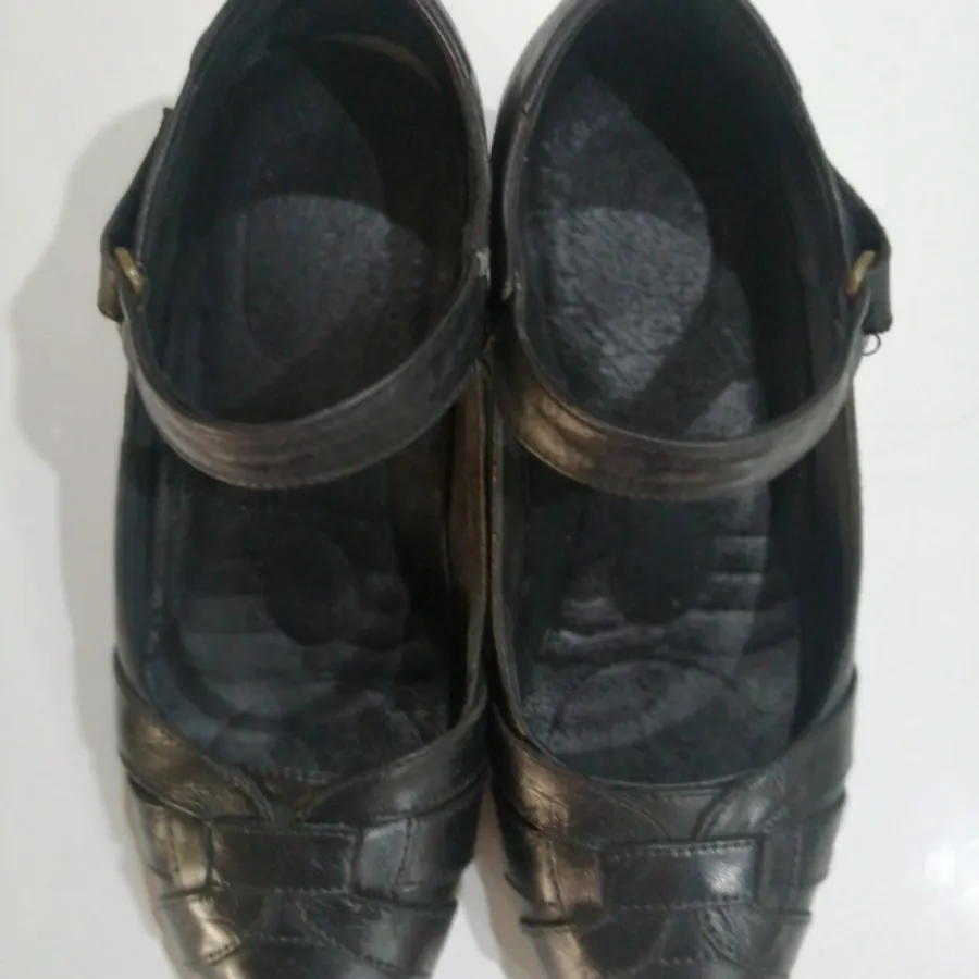 کفش چرم زنانه