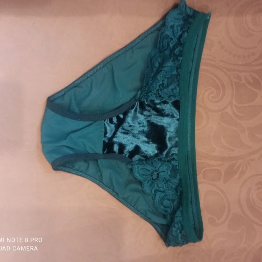 شورت مخمل توری